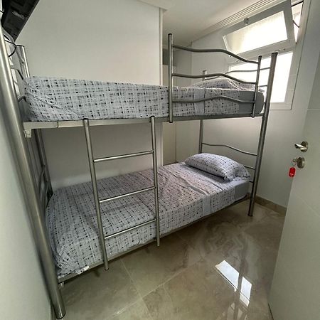 Habitacion Doble O Compartida Con Bano Privado En El Centro De Madrid Bagian luar foto